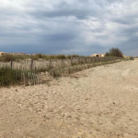 Appartement St Pierre La Mer Fleury  Bagian luar foto