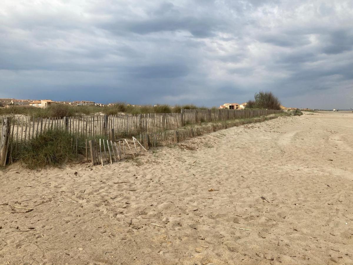 Appartement St Pierre La Mer Fleury  Bagian luar foto